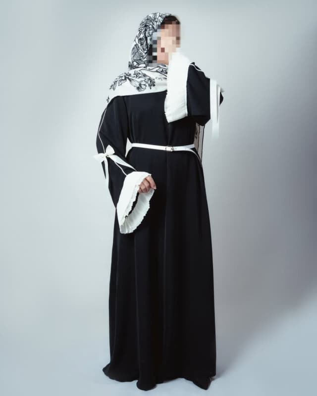 عبا مدل هیفا آستین کار پاپیون و پلیسه کار شده